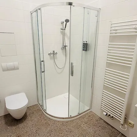 Zitna Downtown 3*