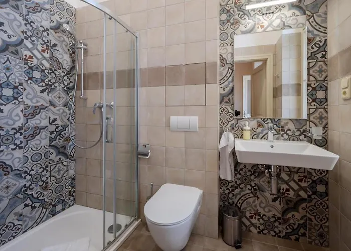 Zitna Downtown 3*