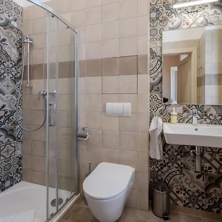 Zitna Downtown 3*